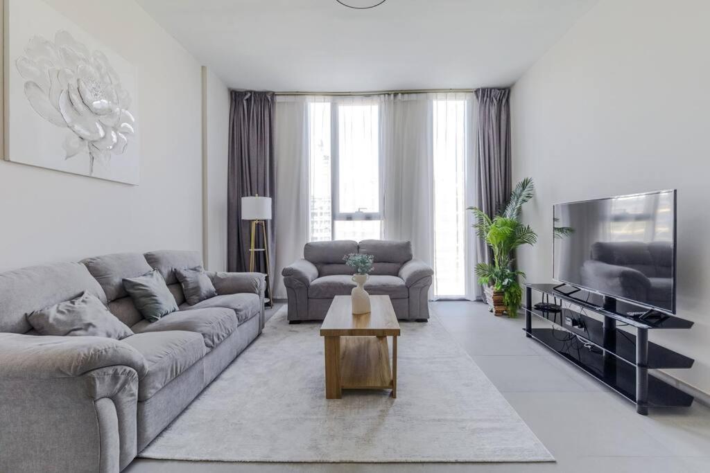Sahab - Solo 1Br Apt In Al Jada Sardzsa Kültér fotó