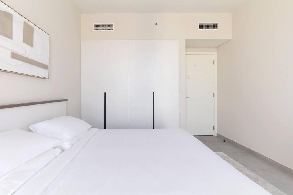 Sahab - Solo 1Br Apt In Al Jada Sardzsa Kültér fotó