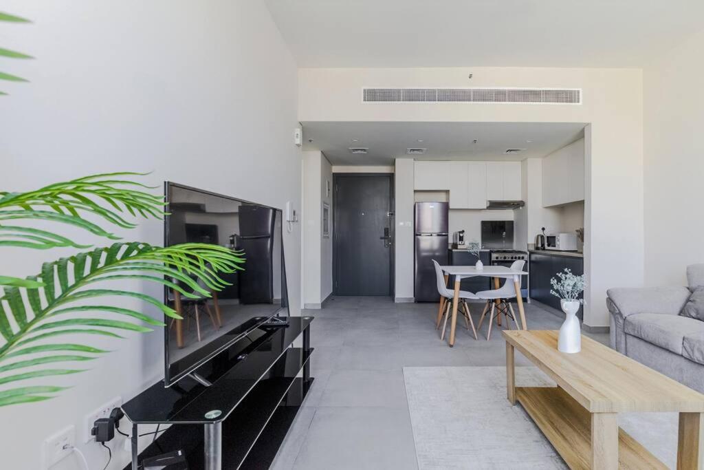 Sahab - Solo 1Br Apt In Al Jada Sardzsa Kültér fotó