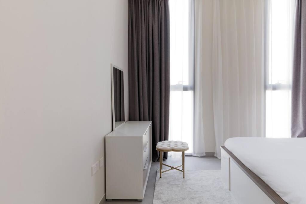 Sahab - Solo 1Br Apt In Al Jada Sardzsa Kültér fotó