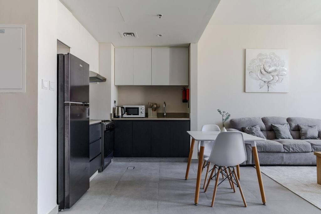 Sahab - Solo 1Br Apt In Al Jada Sardzsa Kültér fotó