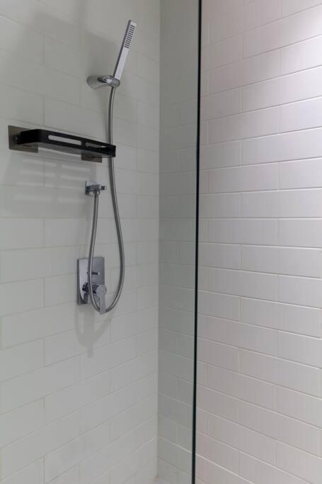 Sahab - Solo 1Br Apt In Al Jada Sardzsa Kültér fotó