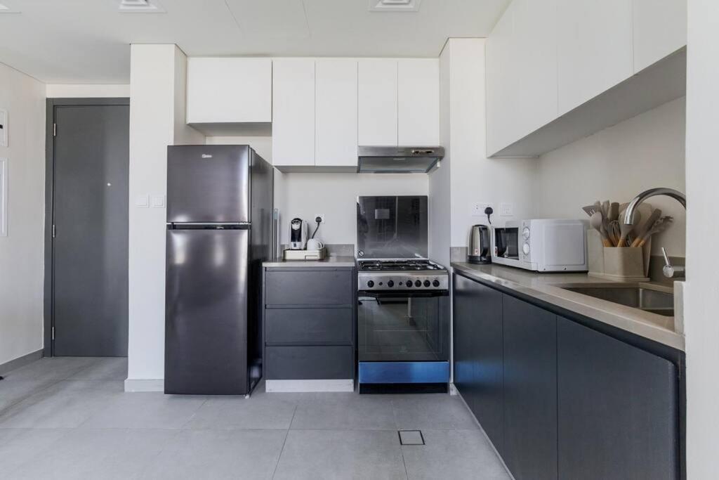 Sahab - Solo 1Br Apt In Al Jada Sardzsa Kültér fotó